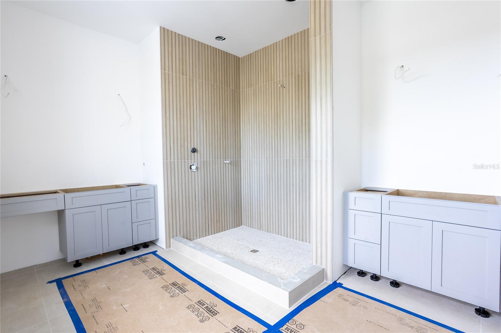 Listing photo id 29 for 2071 Illinois Avenue Ne