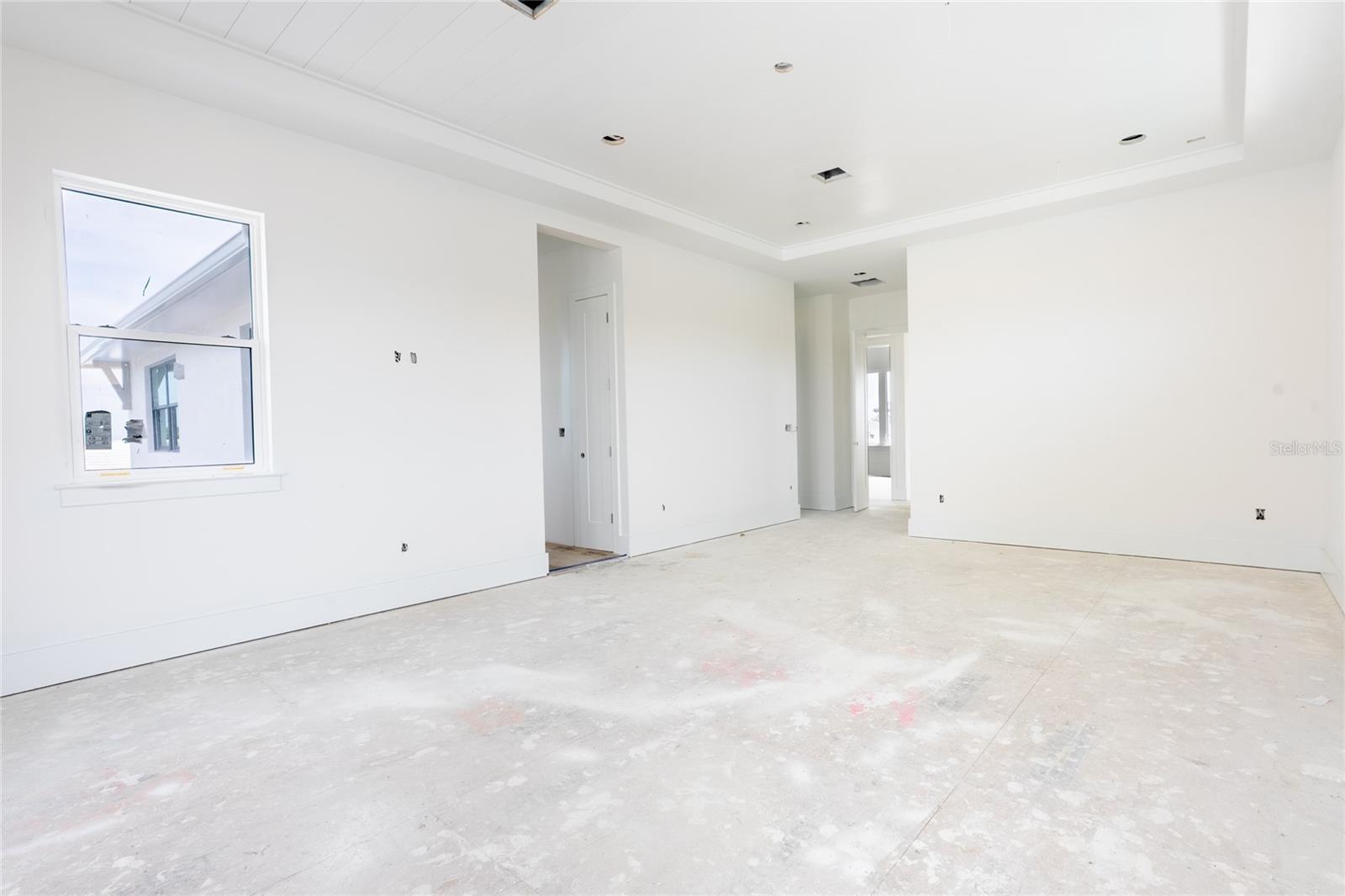 Listing photo id 32 for 2071 Illinois Avenue Ne