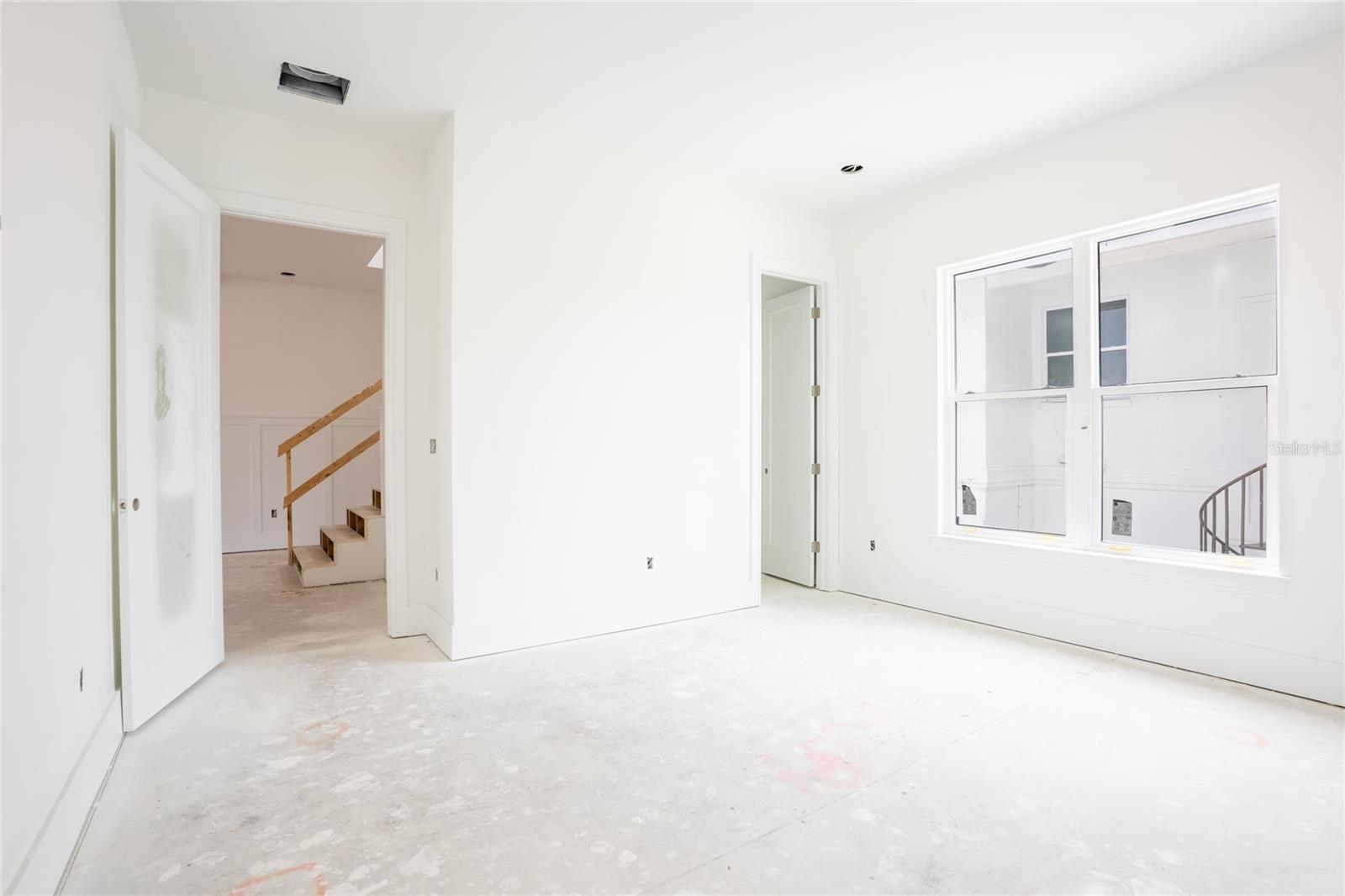 Listing photo id 37 for 2071 Illinois Avenue Ne