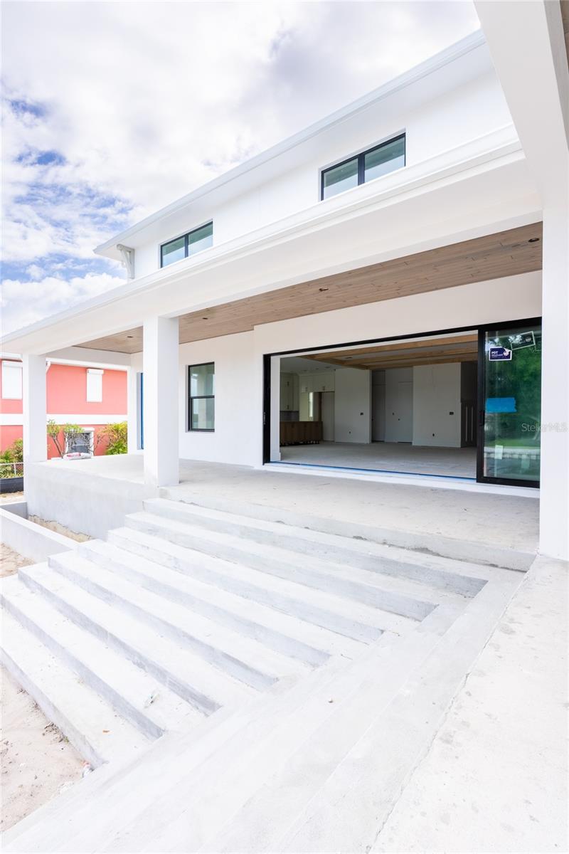 Listing photo id 42 for 2071 Illinois Avenue Ne