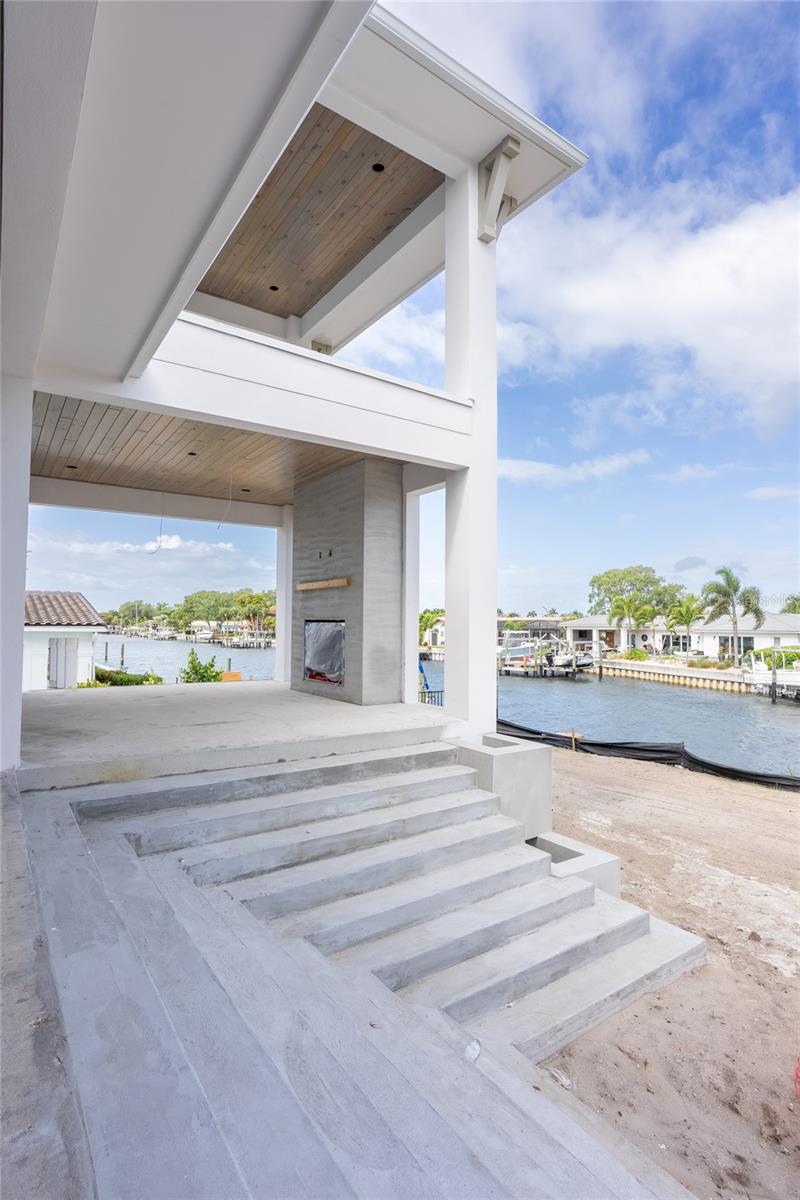 Listing photo id 44 for 2071 Illinois Avenue Ne