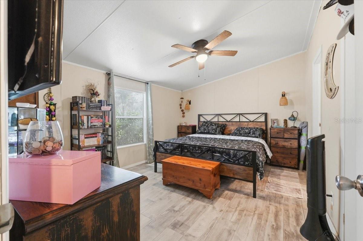 Image 16 of 60 For 4810 Myrtle View Drive N