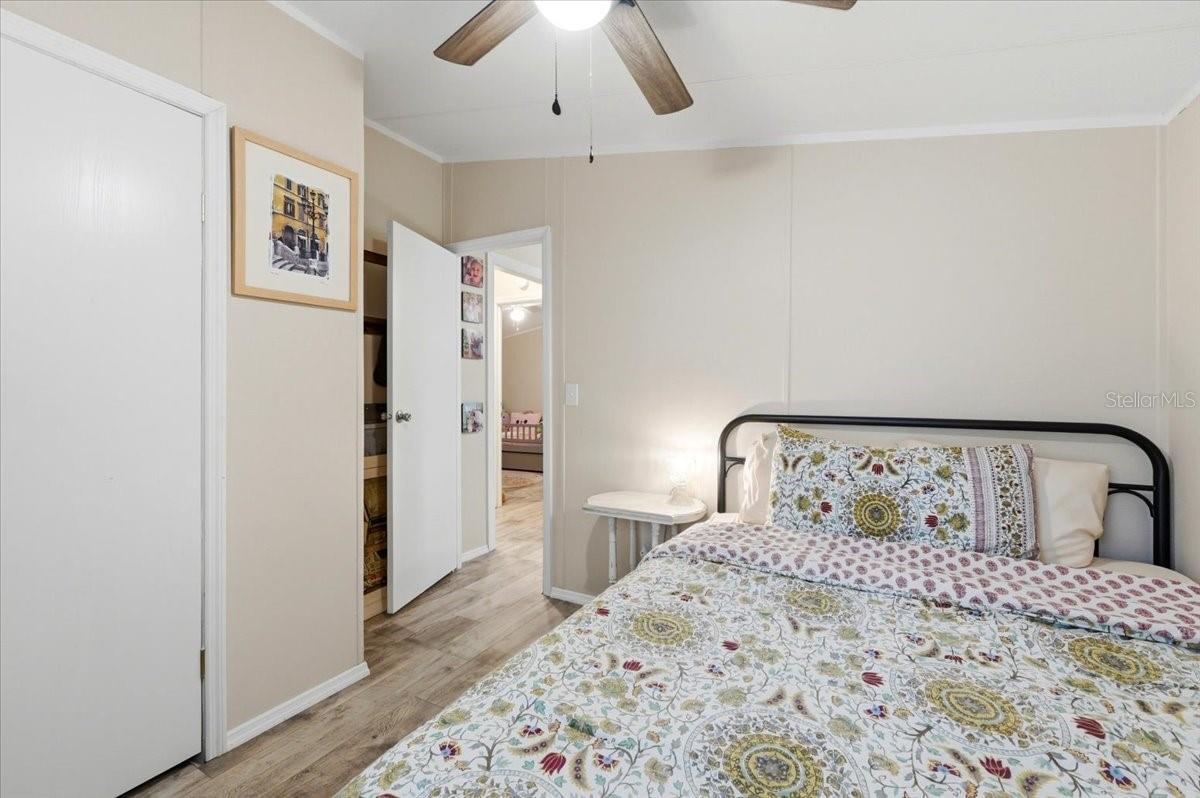 Image 21 of 60 For 4810 Myrtle View Drive N