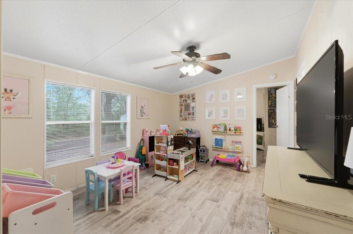 Image 26 of 60 For 4810 Myrtle View Drive N