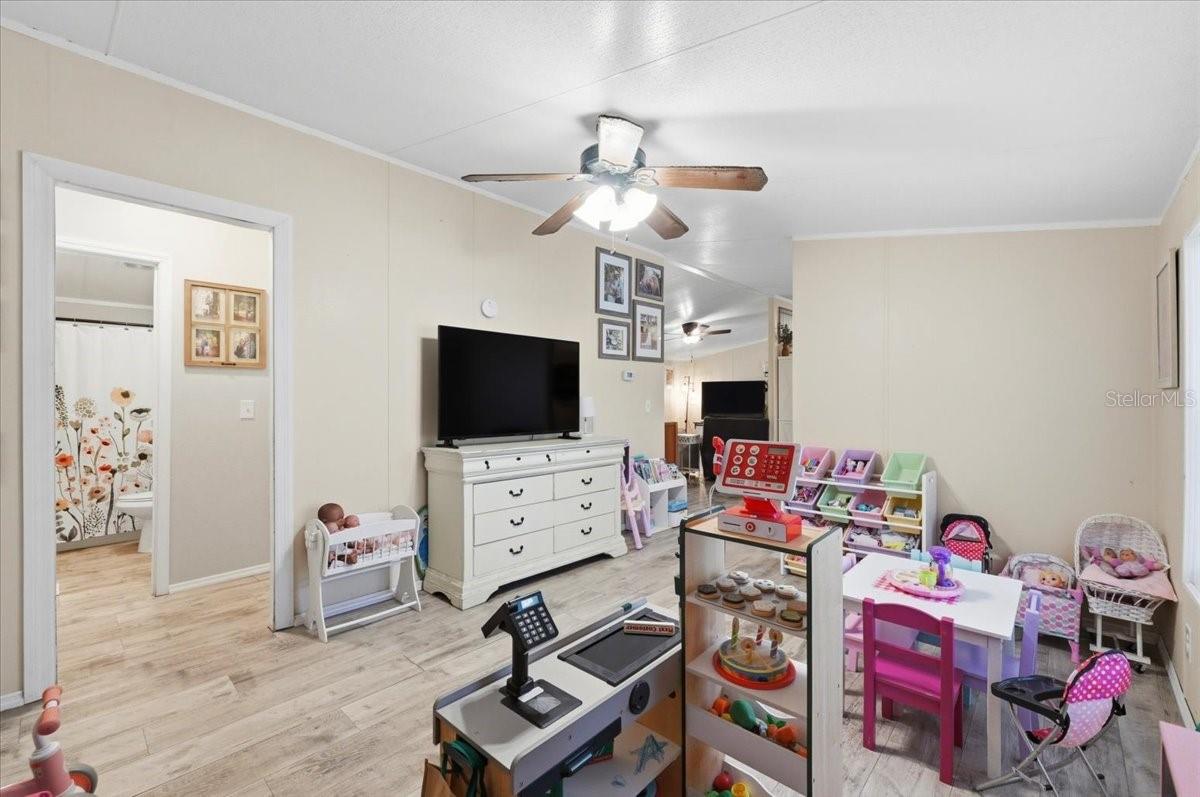 Image 27 of 60 For 4810 Myrtle View Drive N