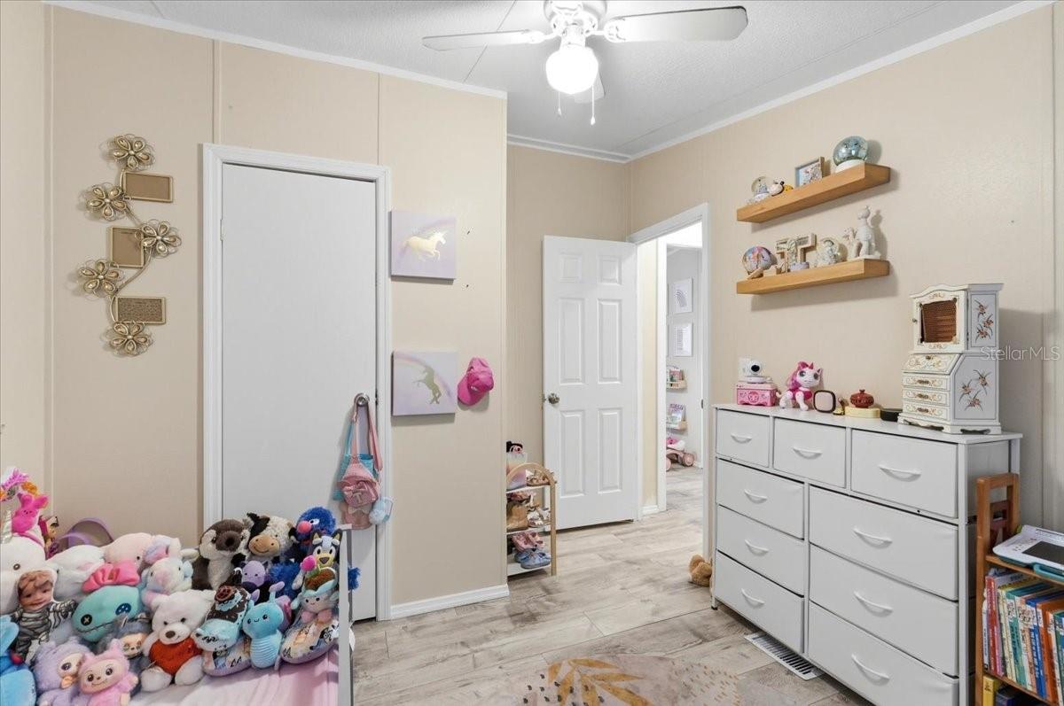 Image 28 of 60 For 4810 Myrtle View Drive N