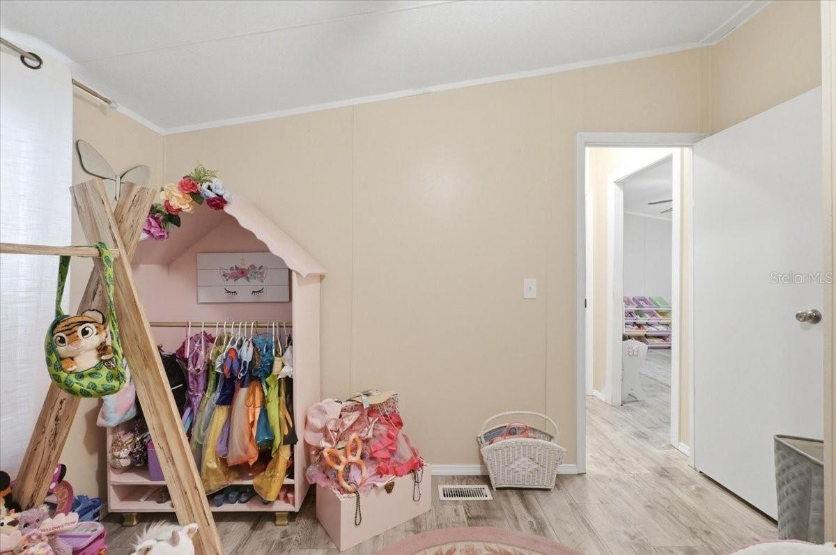 Image 31 of 60 For 4810 Myrtle View Drive N