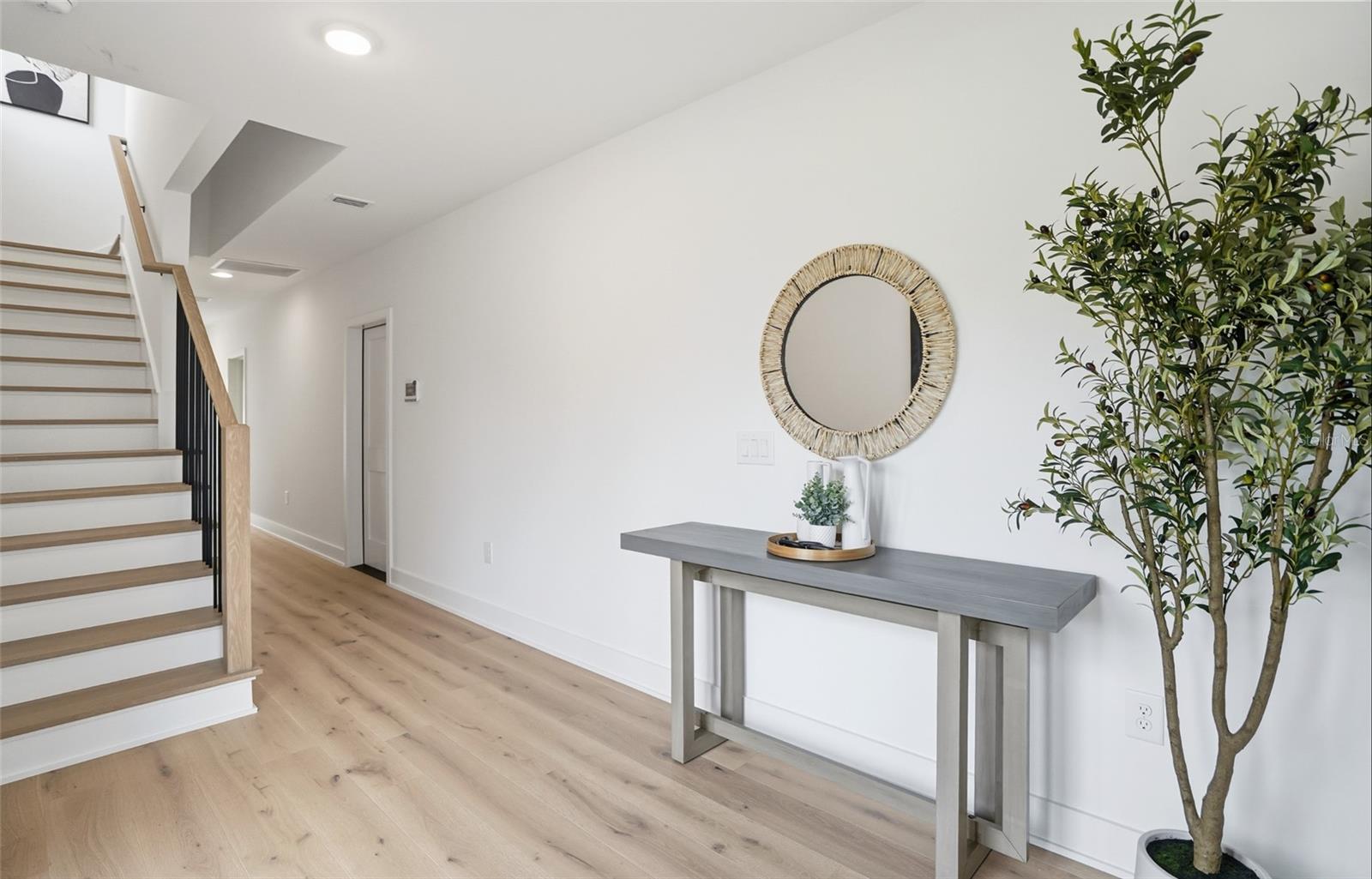 Listing photo id 0 for 3002 Platt  3