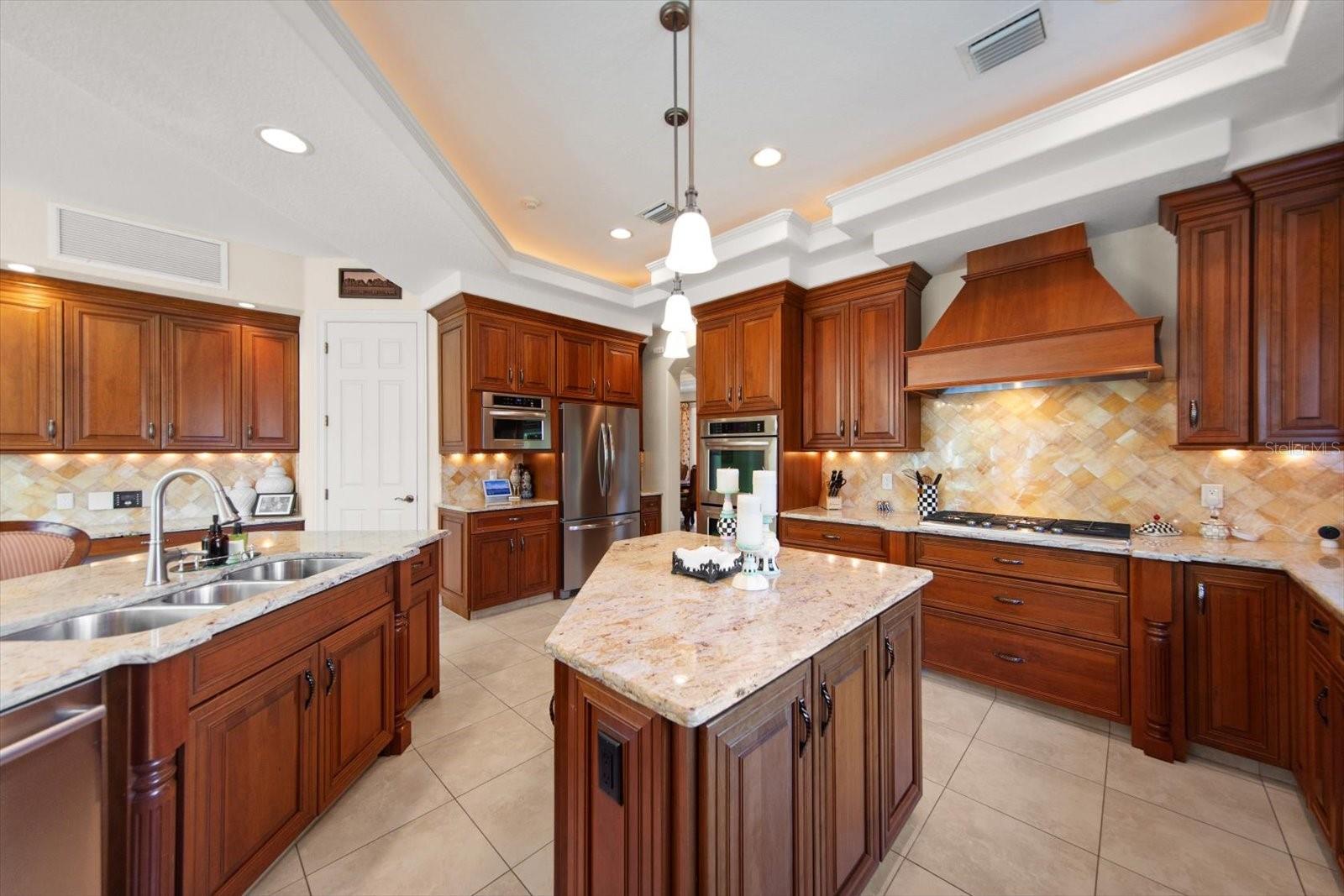 Image 18 of 53 For 305 Eastleigh Drive