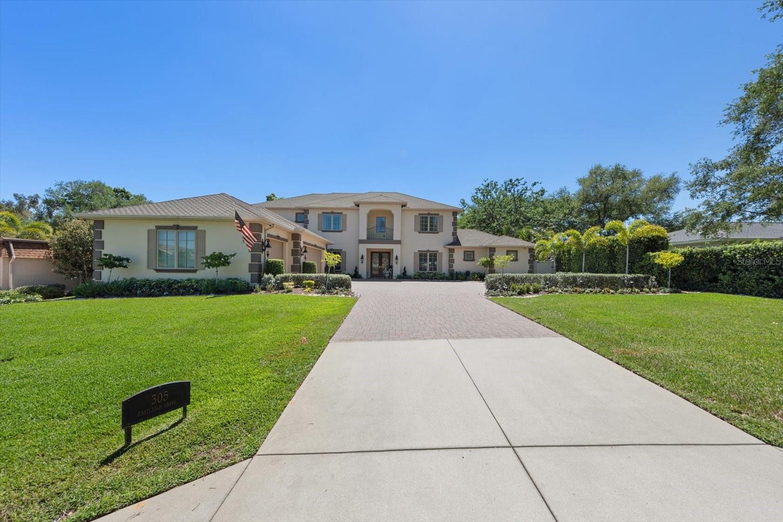 Image 2 of 53 For 305 Eastleigh Drive