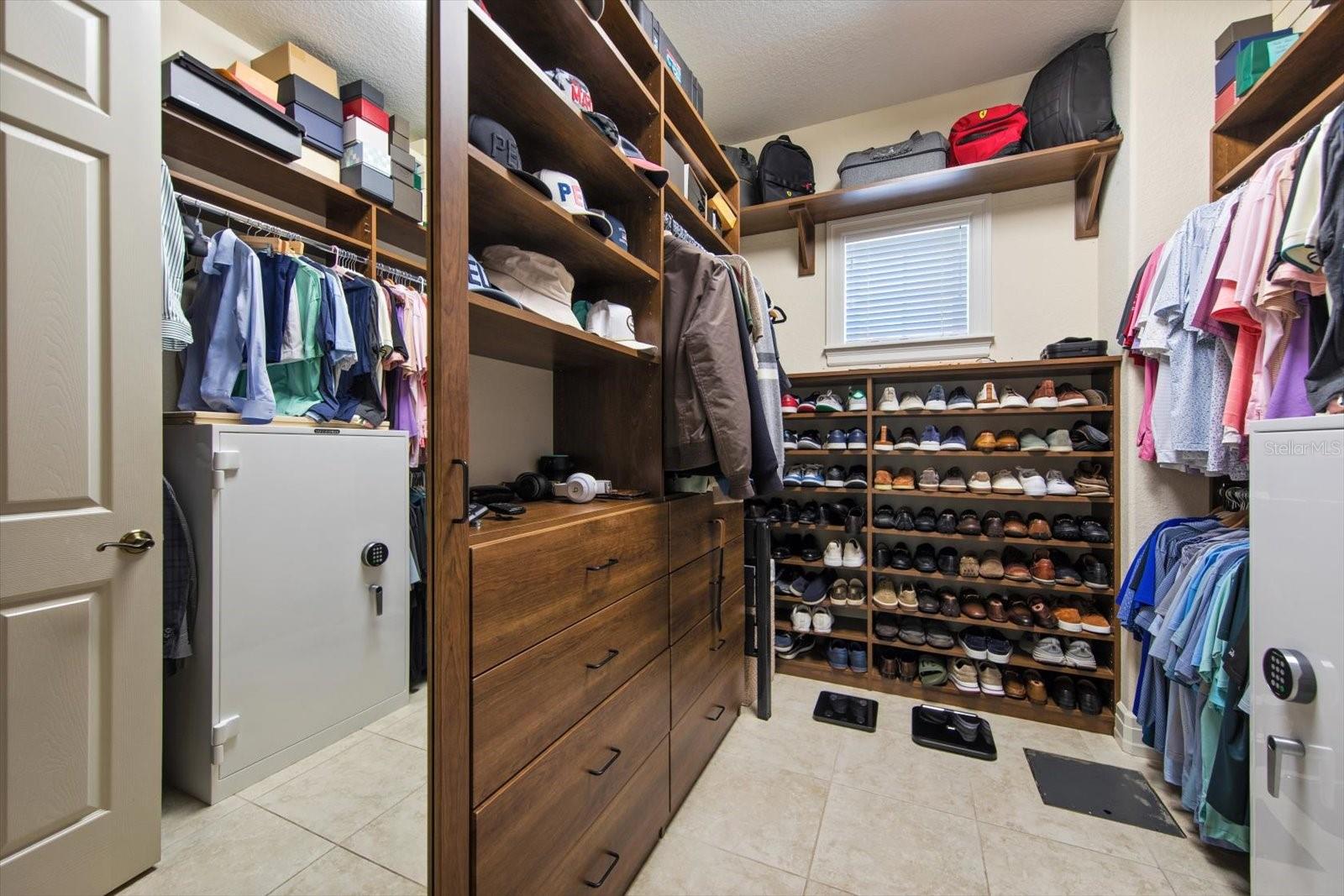 Image 27 of 53 For 305 Eastleigh Drive