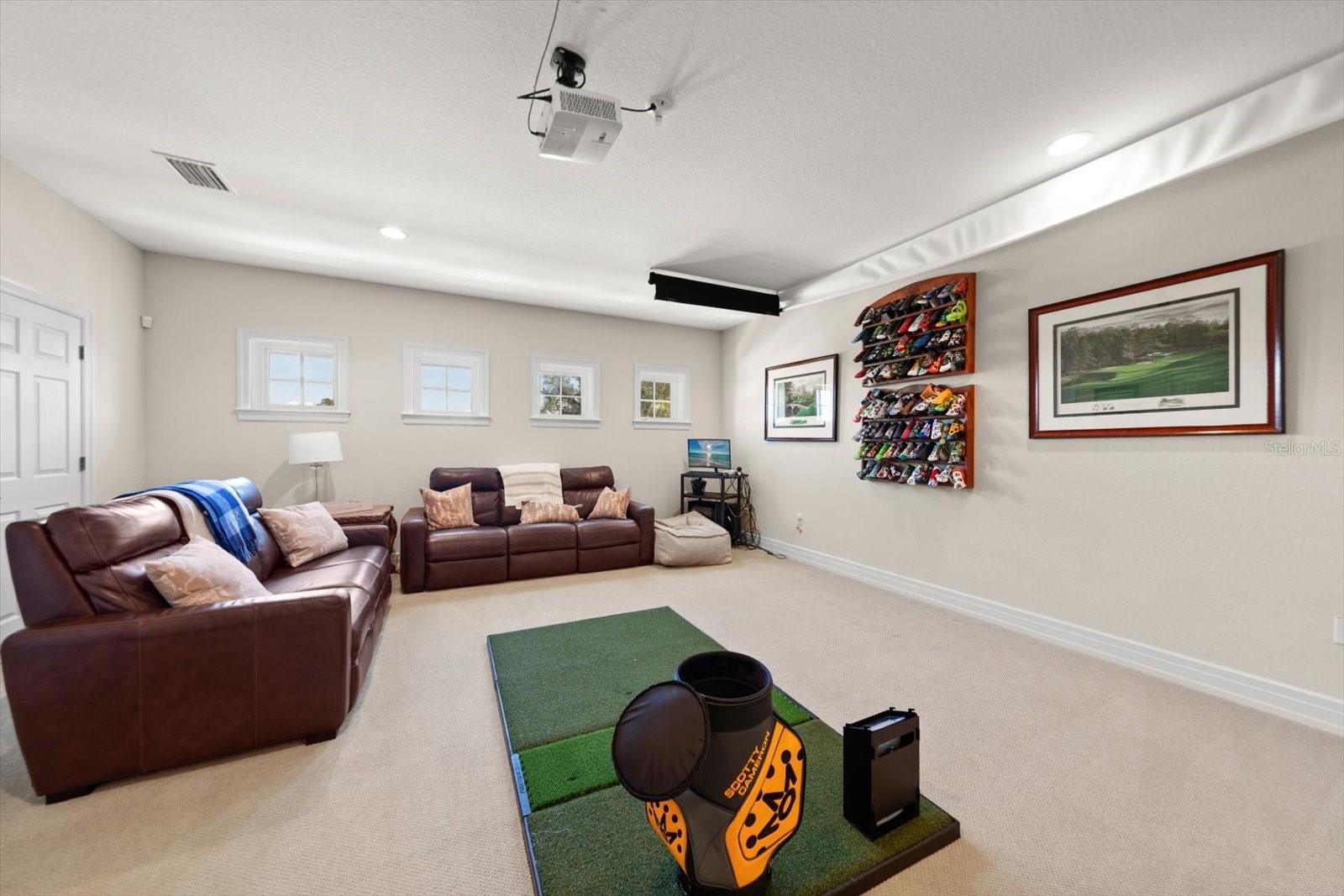 Image 29 of 53 For 305 Eastleigh Drive