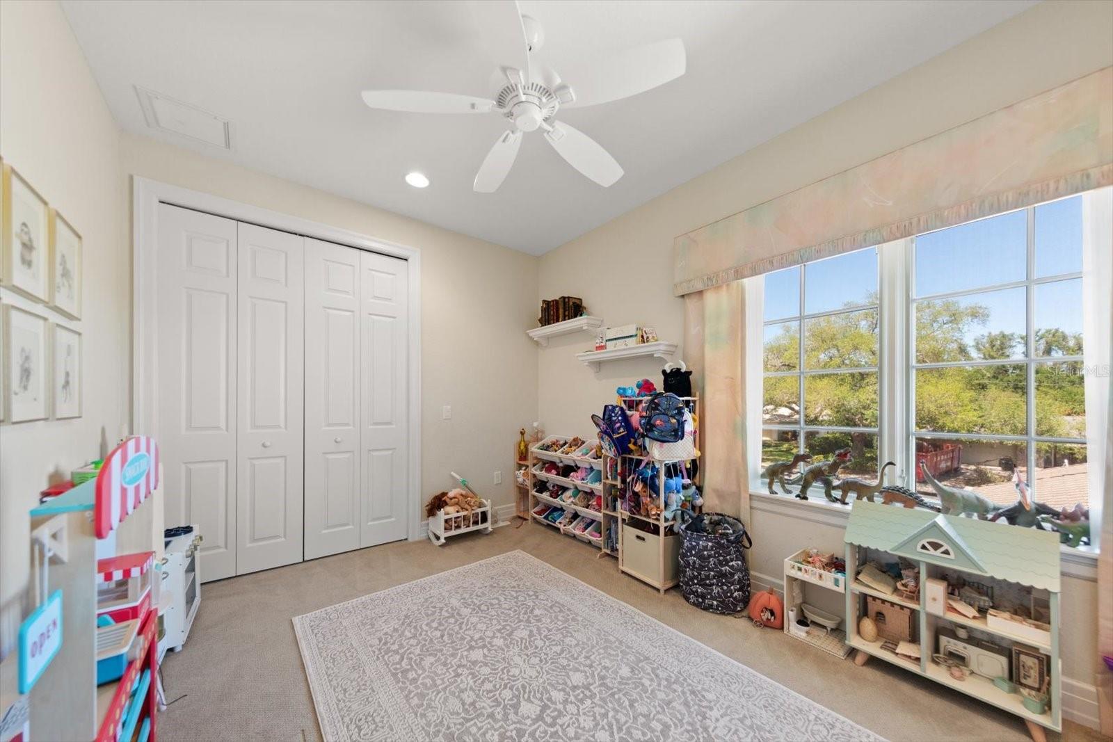 Image 31 of 53 For 305 Eastleigh Drive