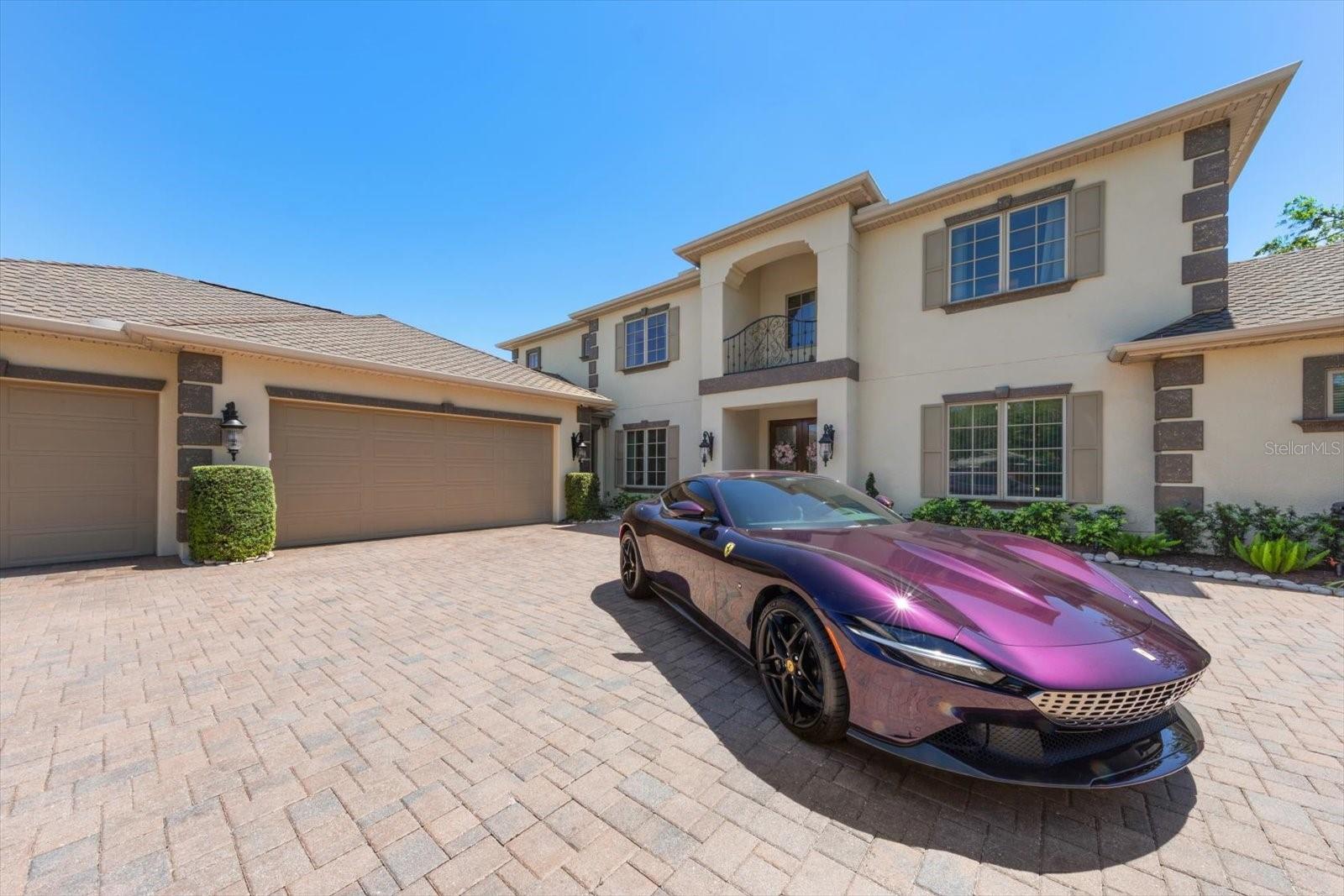 Image 4 of 53 For 305 Eastleigh Drive