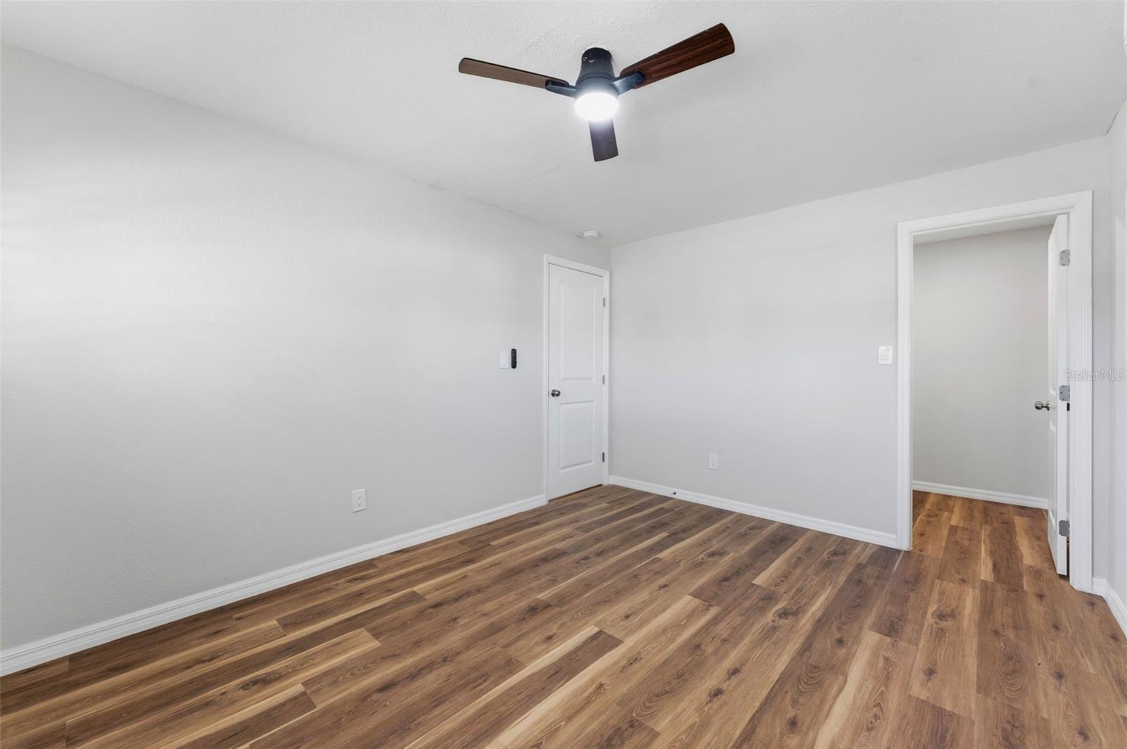 Image 14 of 35 For 110 92nd Avenue Ne