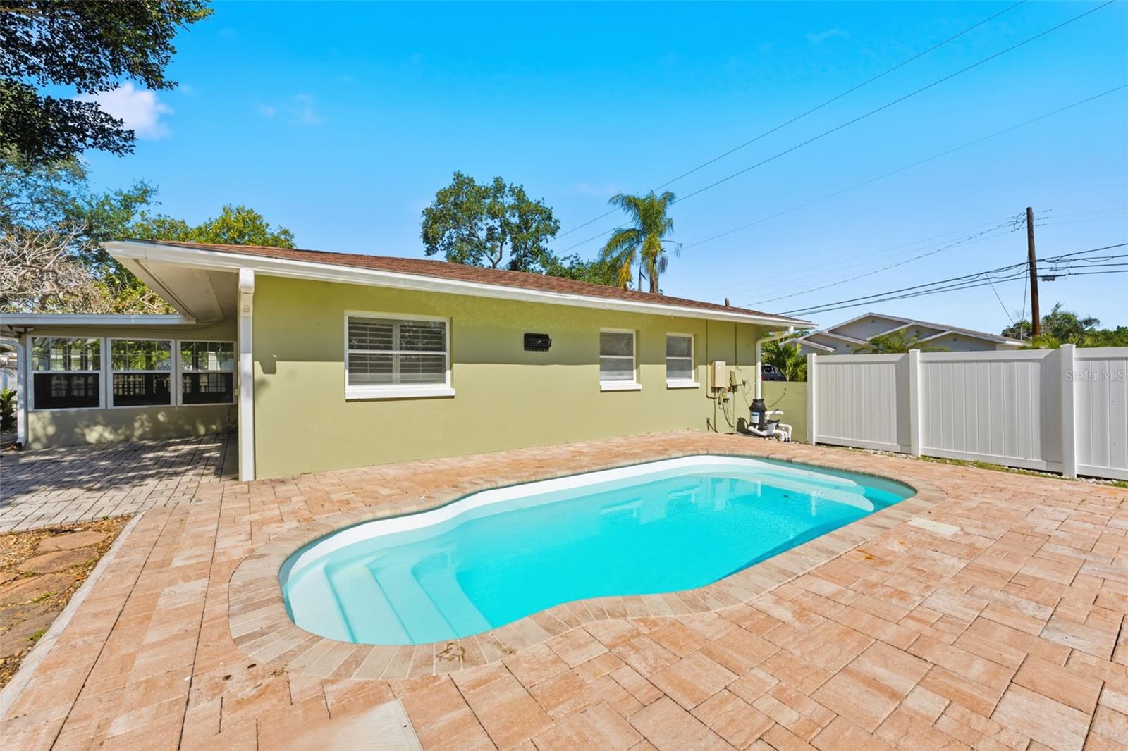 Image 27 of 35 For 110 92nd Avenue Ne