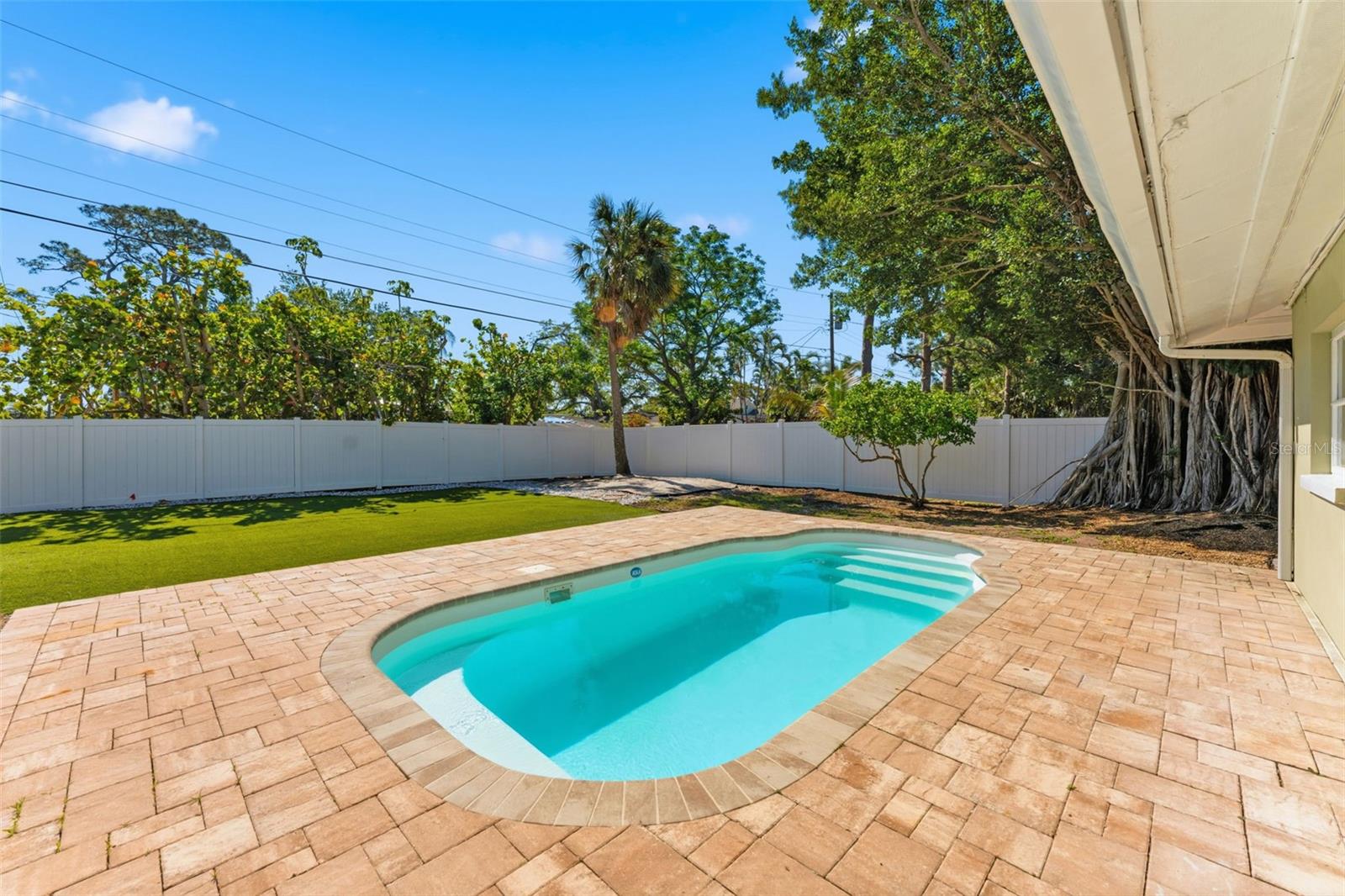 Image 29 of 35 For 110 92nd Avenue Ne