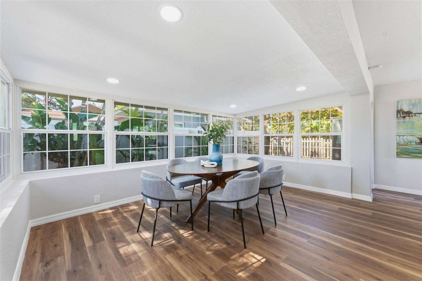 Image 7 of 35 For 110 92nd Avenue Ne