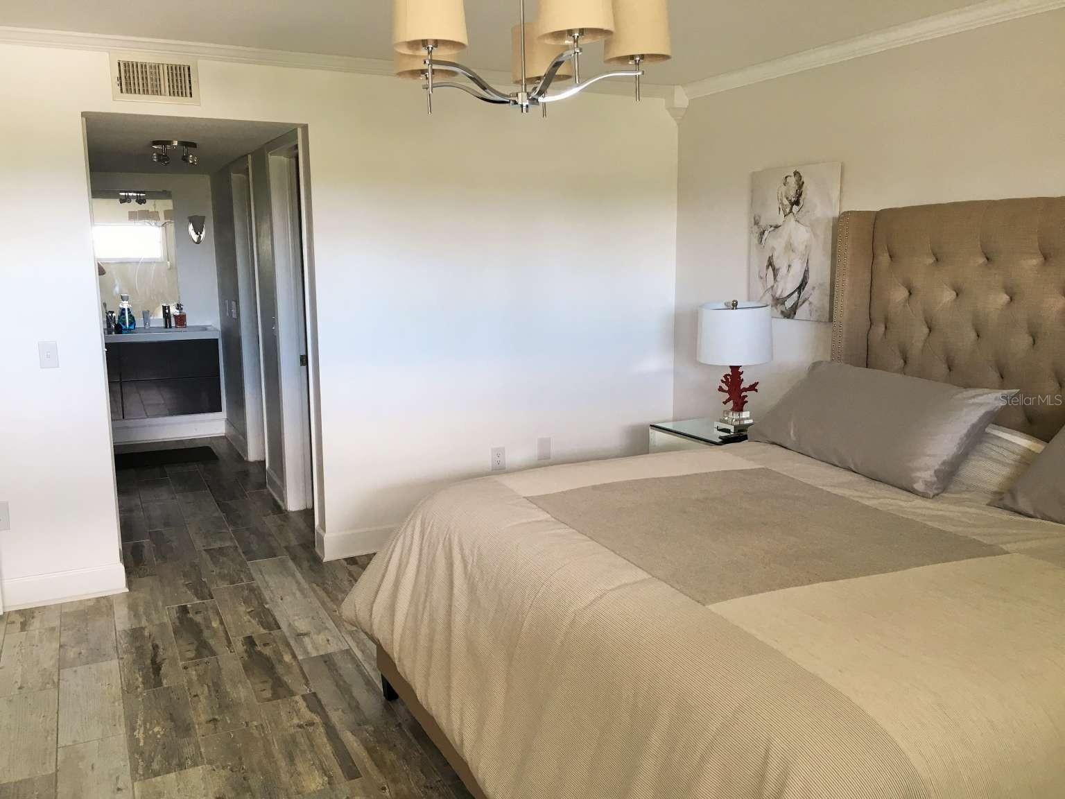 Image 15 of 24 For 5000 Gulf Boulevard 303