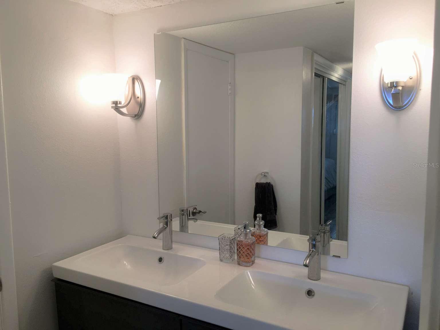 Image 16 of 24 For 5000 Gulf Boulevard 303