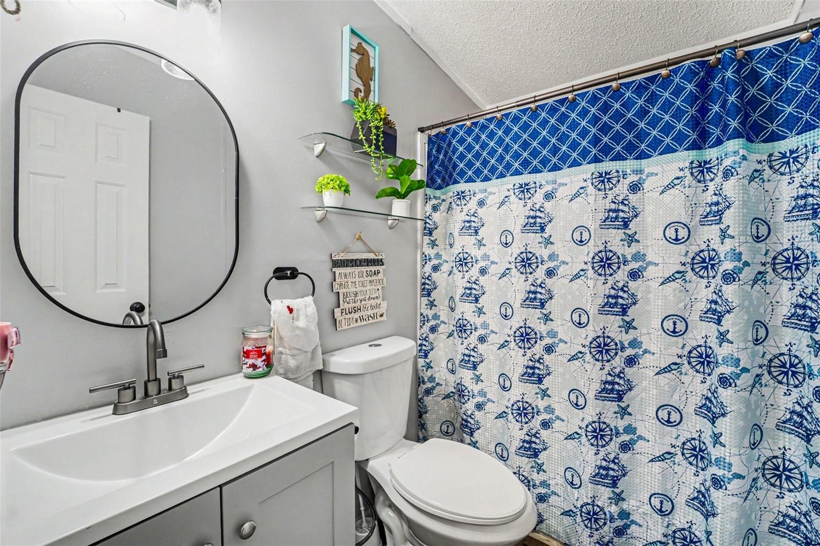 Image 15 of 21 For 6433 Orris Street