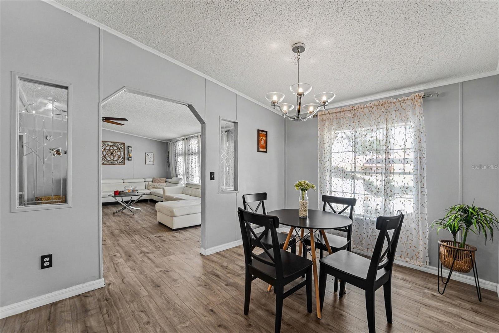 Image 9 of 21 For 6433 Orris Street