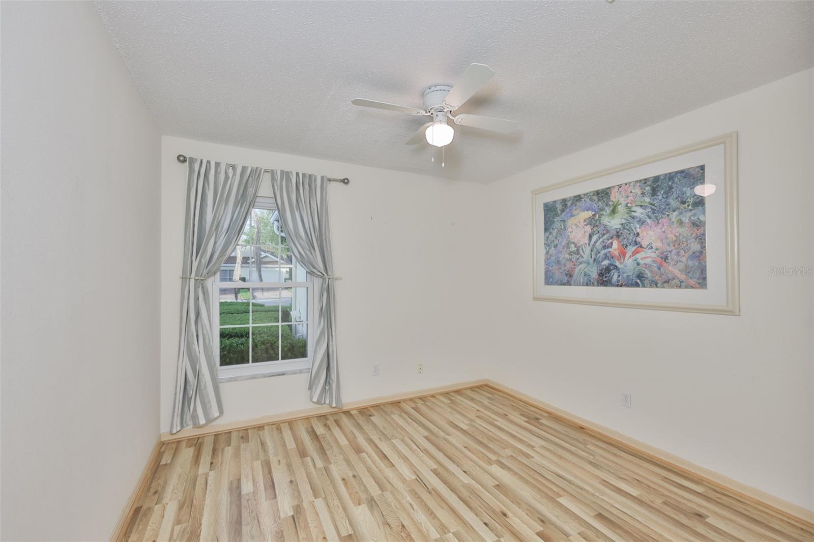 Image 27 of 75 For 2020 Nantucket Drive