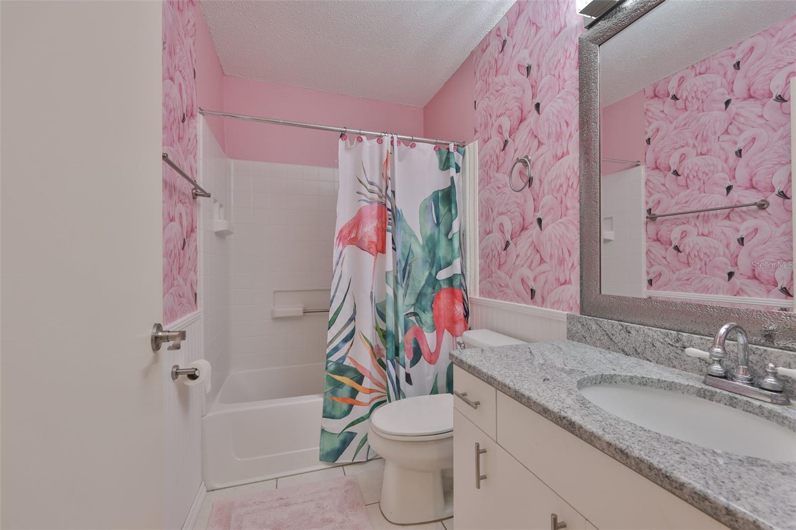 Image 30 of 75 For 2020 Nantucket Drive