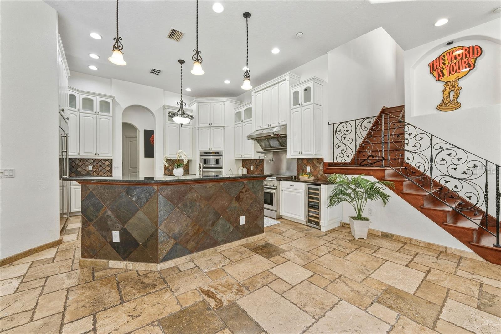 Image 18 of 82 For 19165 Geraci Road