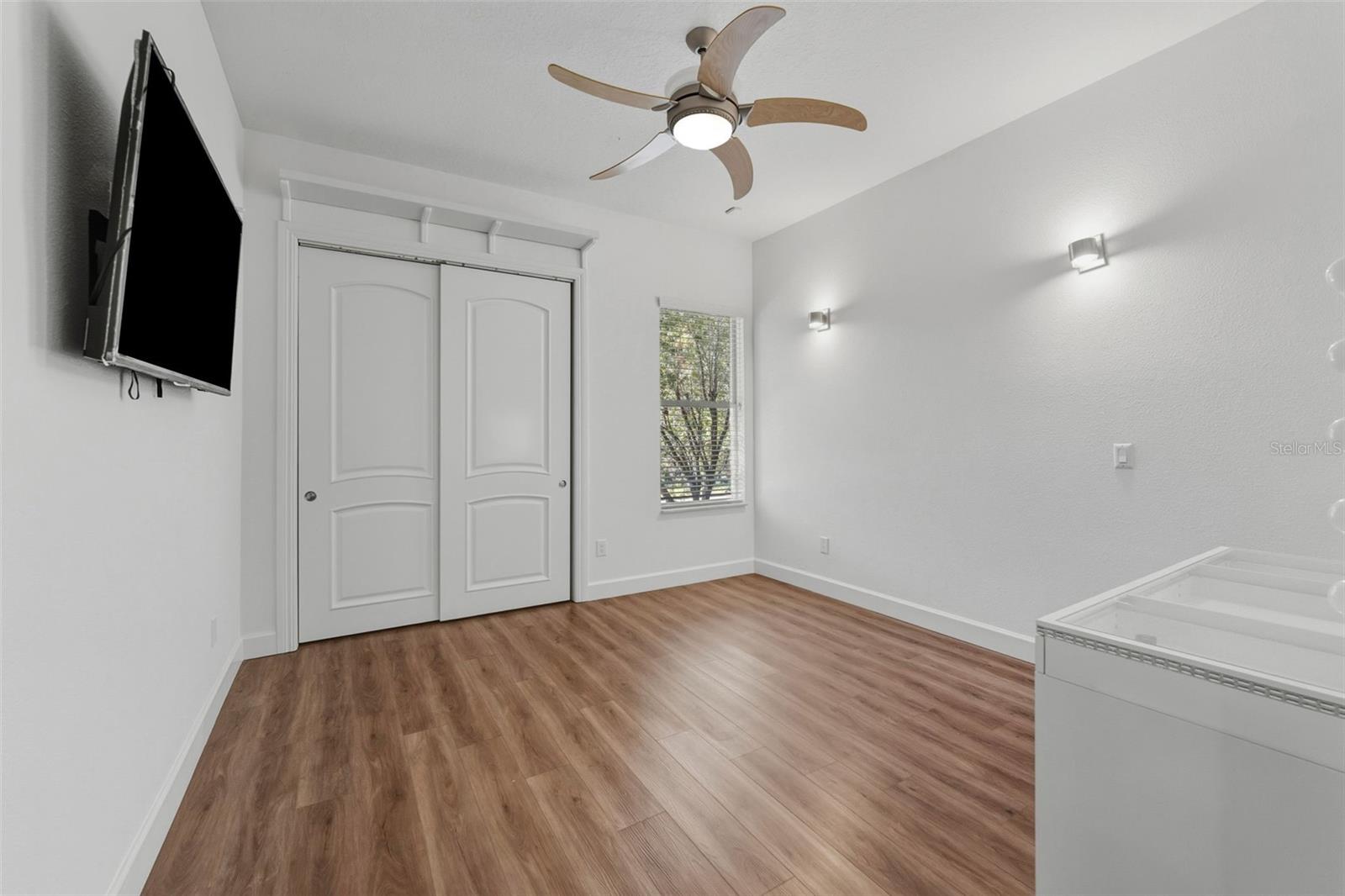 Image 31 of 82 For 19165 Geraci Road