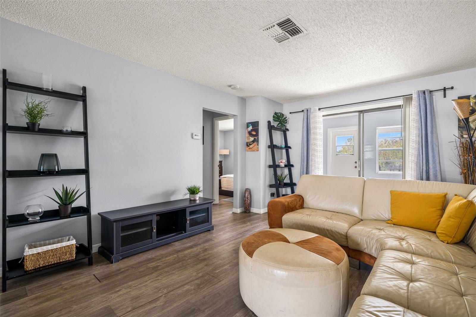 Image 18 of 34 For 7400 Spring Hill Drive 110