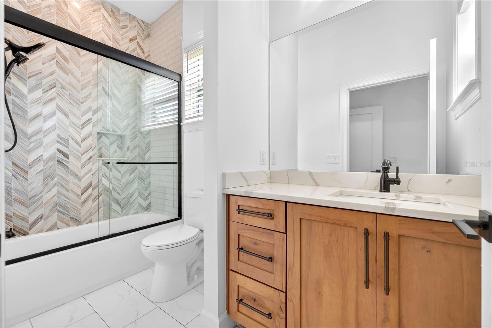 Image 25 of 32 For 4413 Gray Street 2