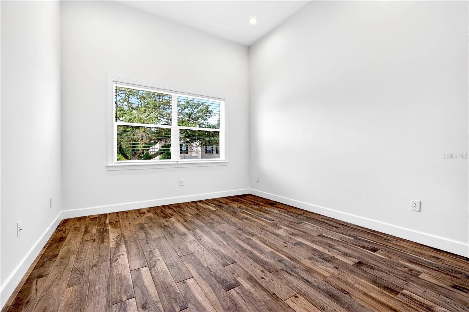 Image 26 of 32 For 4413 Gray Street 2