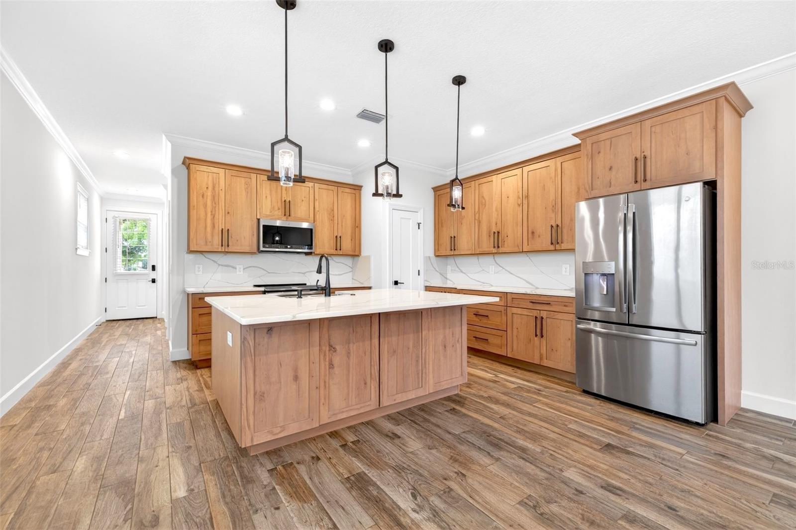 Image 4 of 32 For 4413 Gray Street 2