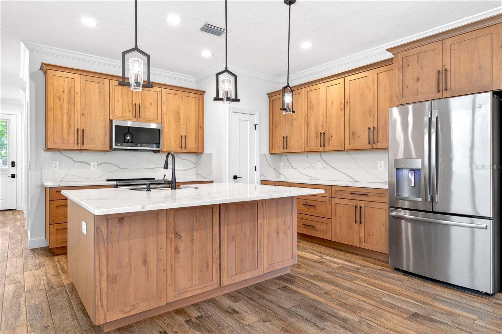 Image 5 of 32 For 4413 Gray Street 2