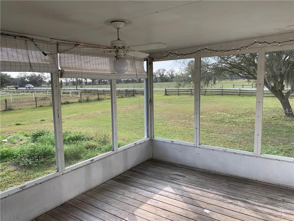 Listing photo id 14 for 8731 Lithia Pinecrest Road