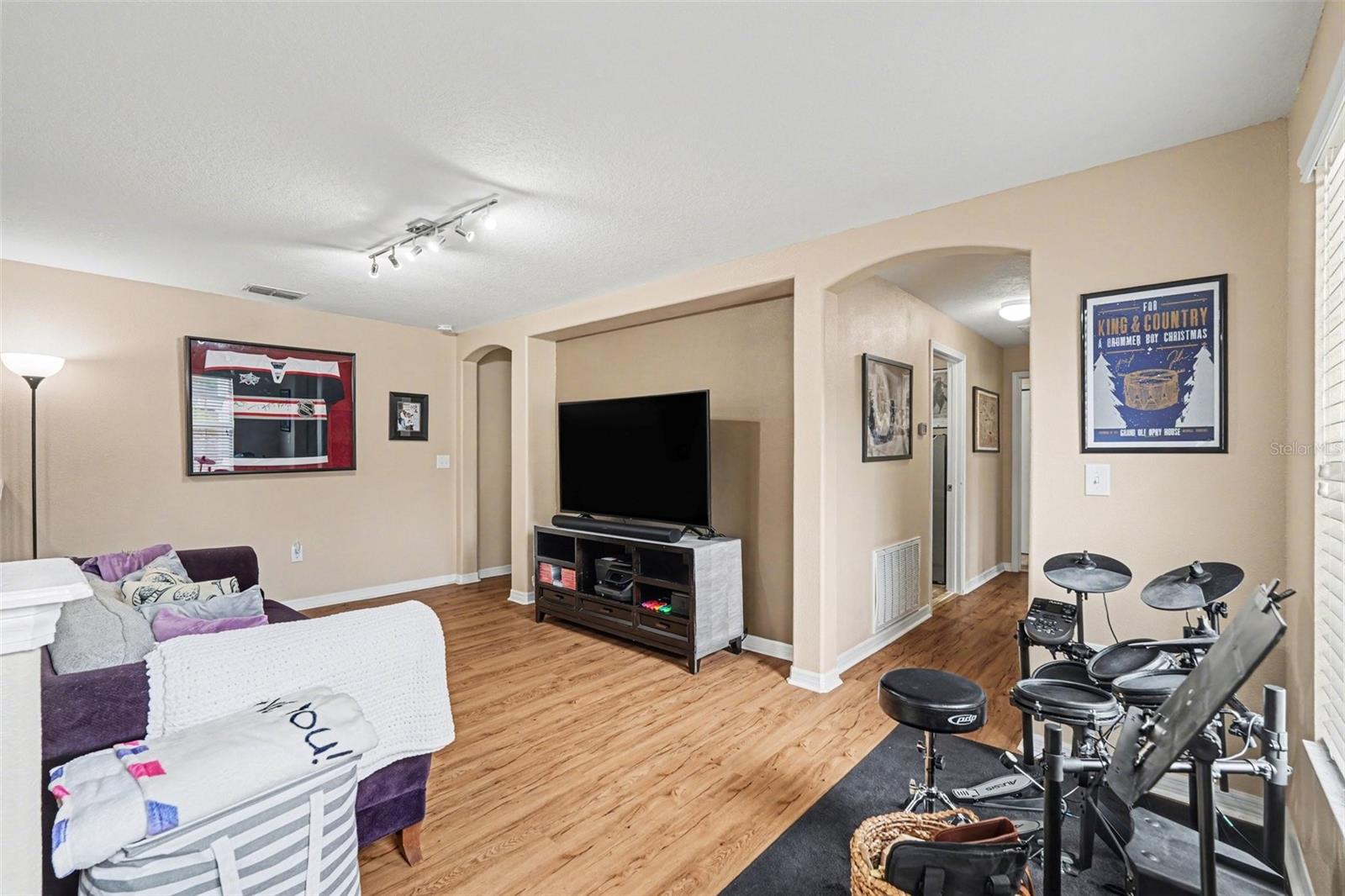 Listing photo id 15 for 20542 Grand Vista Lane