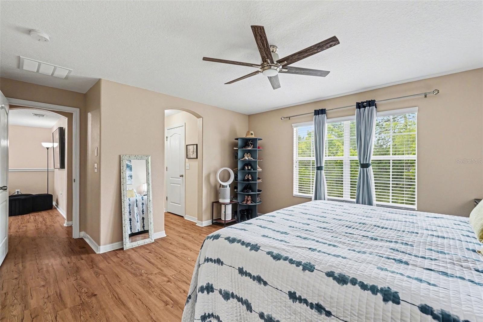 Listing photo id 18 for 20542 Grand Vista Lane