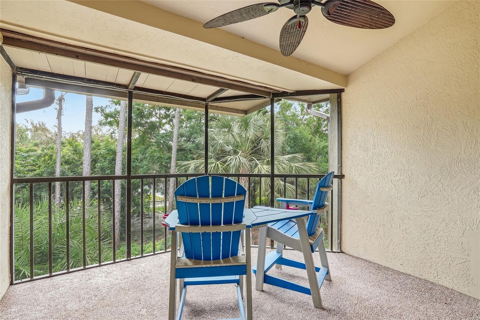 Image 18 of 36 For 130 Woodlake Wynde  130