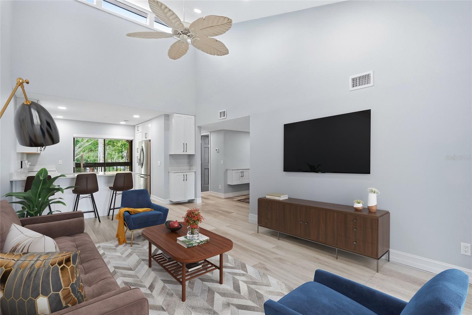 Image 9 of 36 For 130 Woodlake Wynde  130