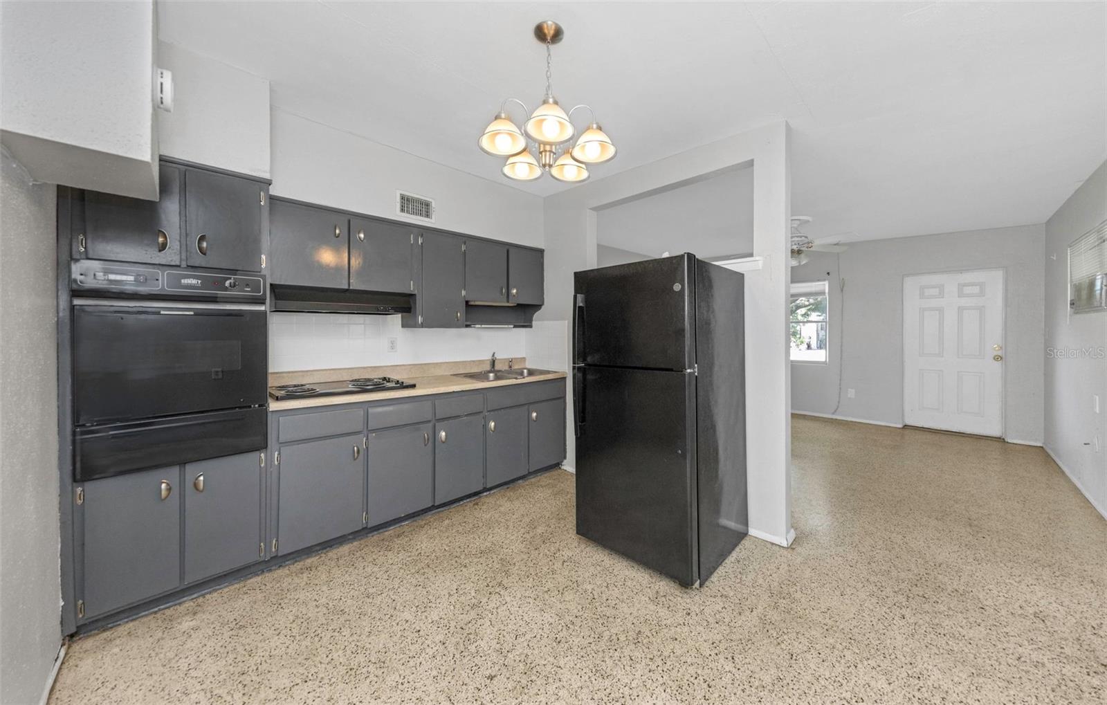 Image 8 of 17 For 4118 Flamingo Drive