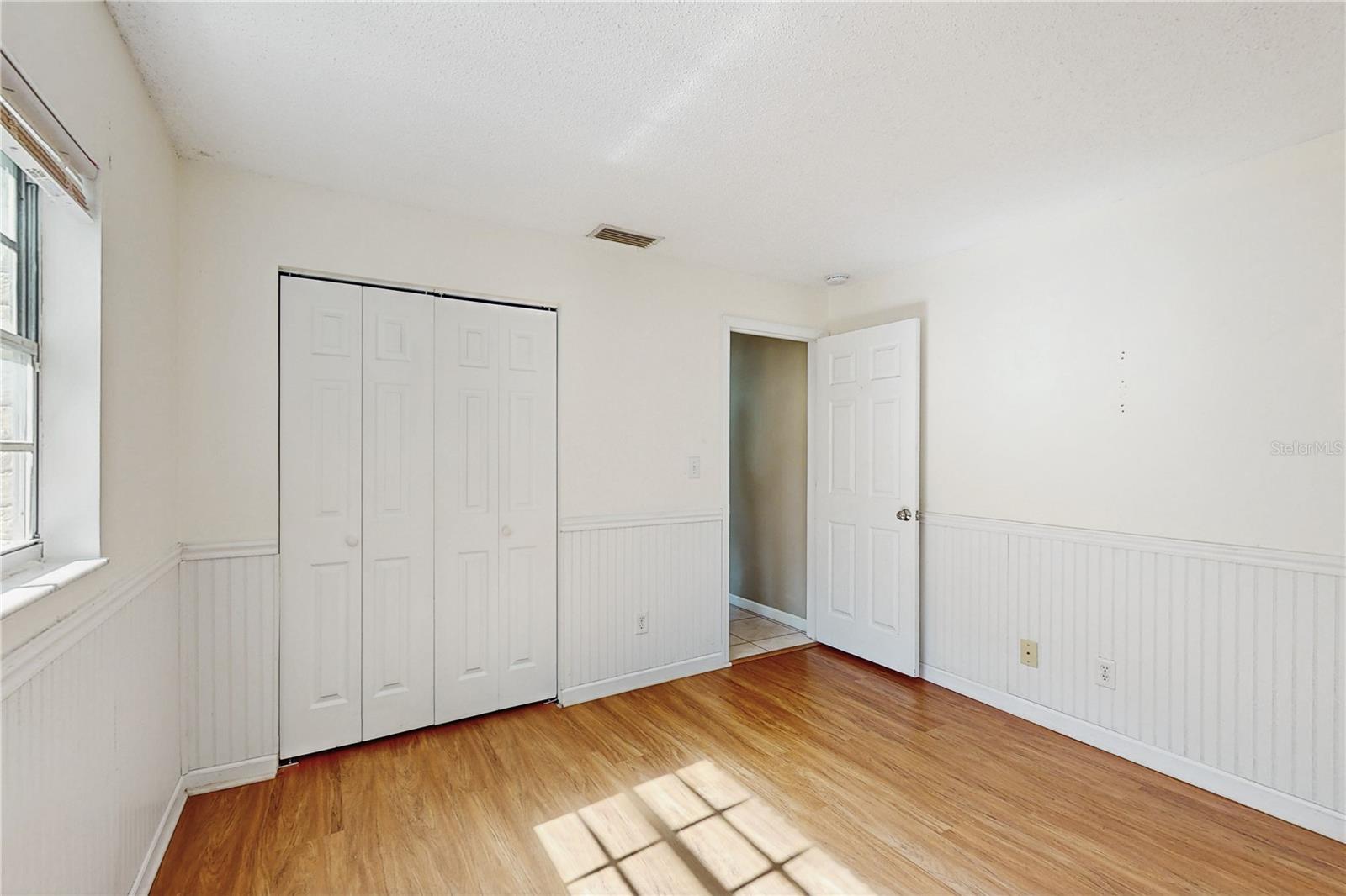 Image 16 of 24 For 117 Mercury Avenue 117