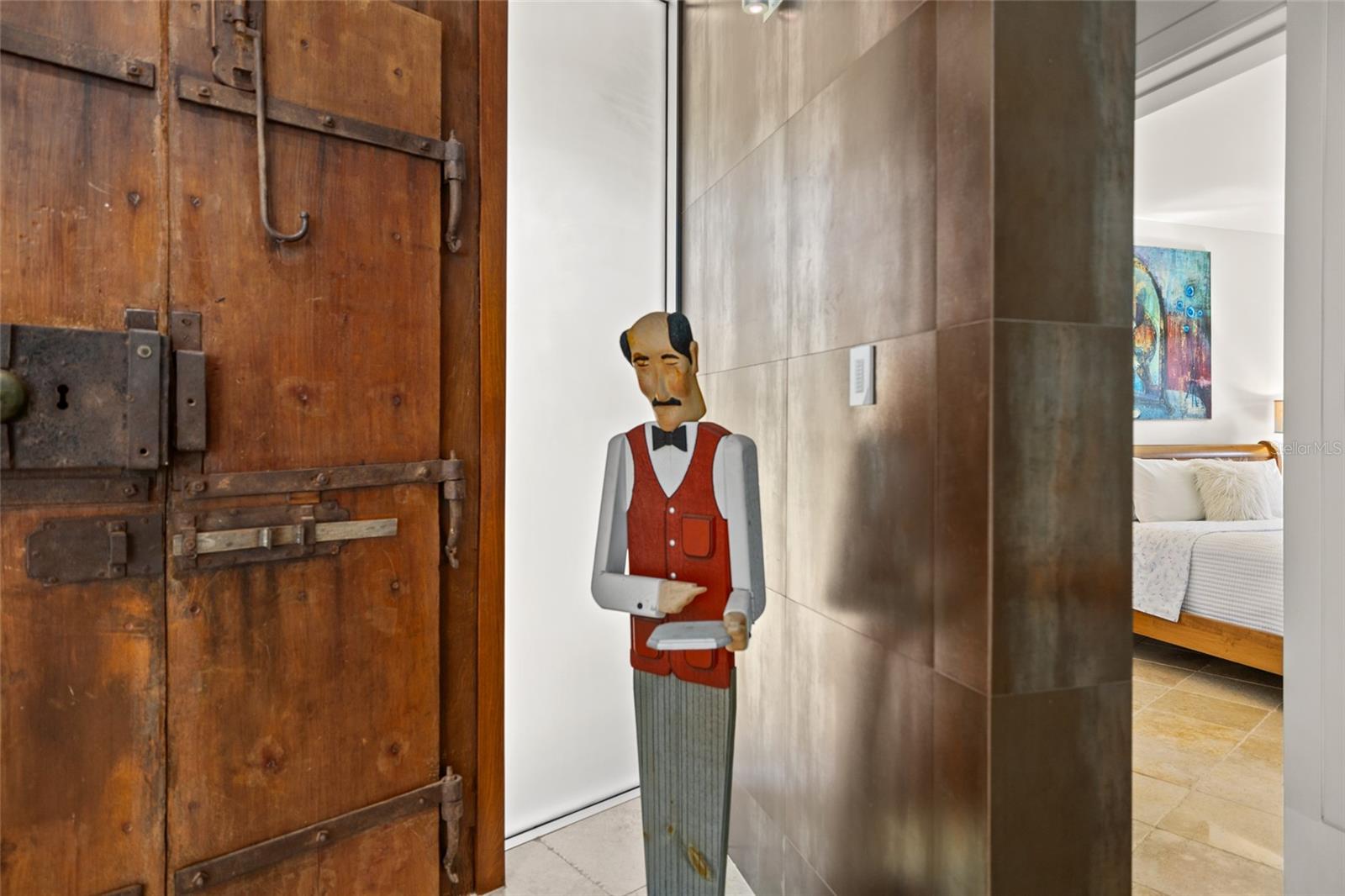 Image 13 of 90 For 360 26th Avenue Se