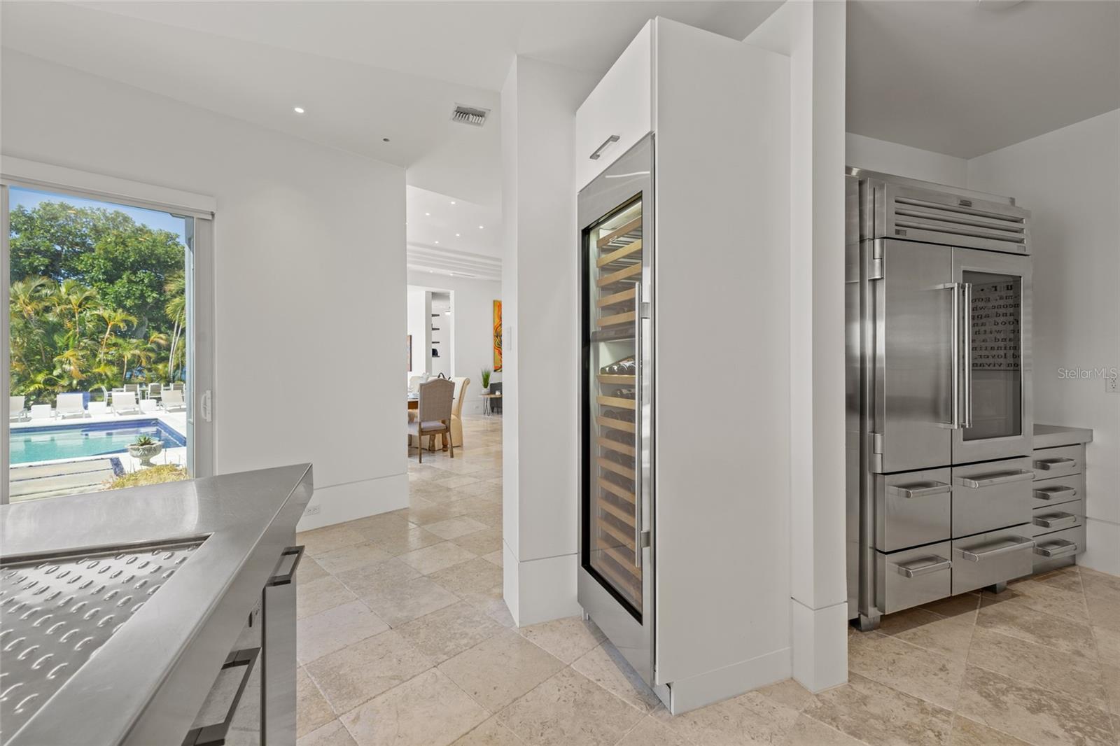 Image 19 of 90 For 360 26th Avenue Se