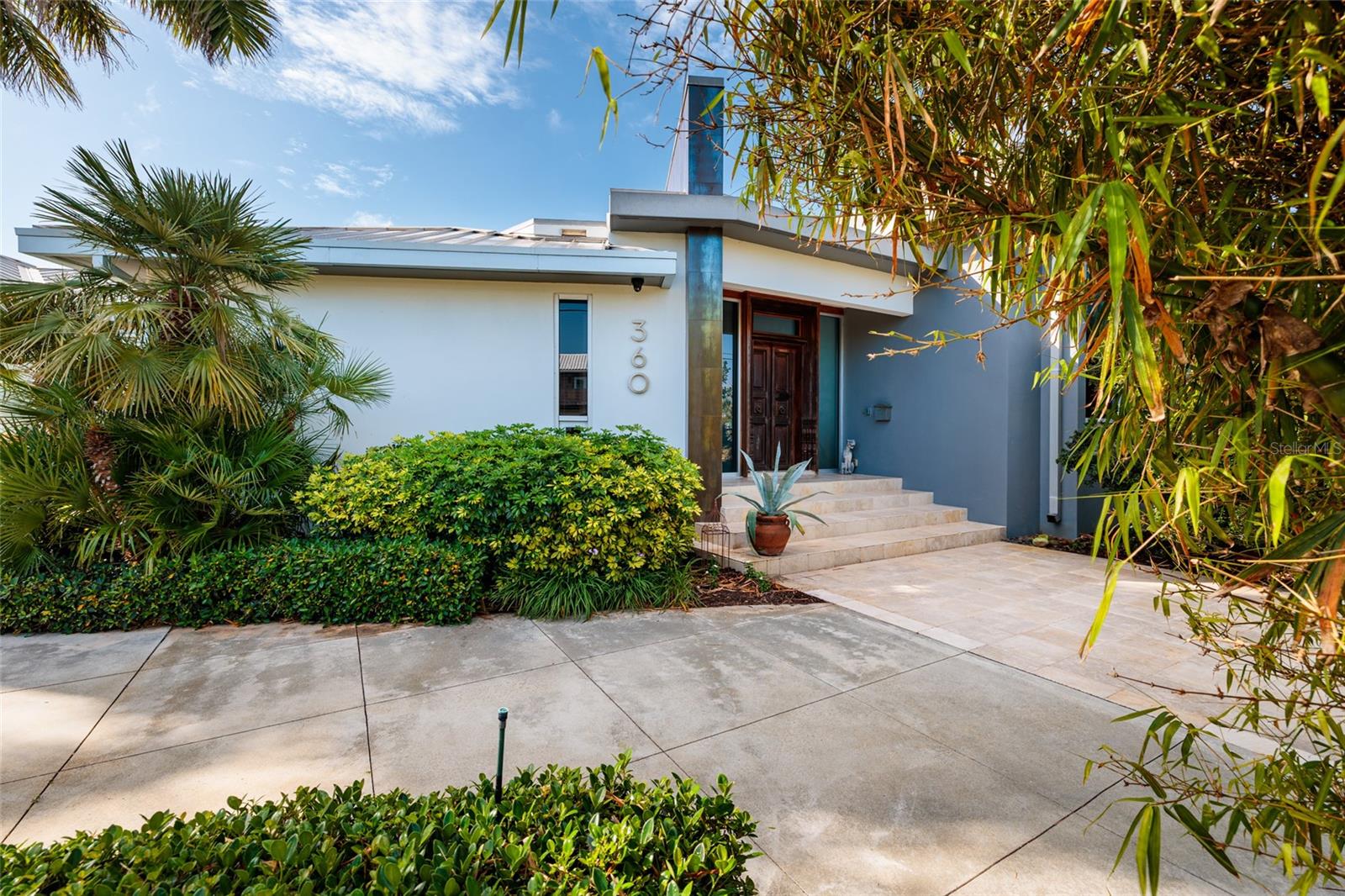 Image 2 of 90 For 360 26th Avenue Se