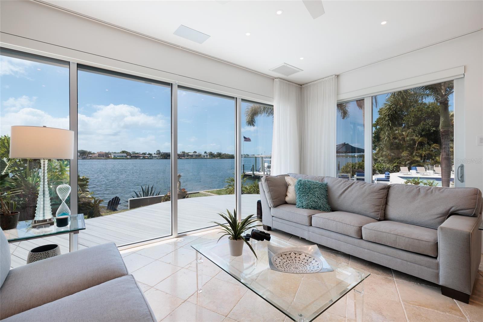 Image 25 of 90 For 360 26th Avenue Se