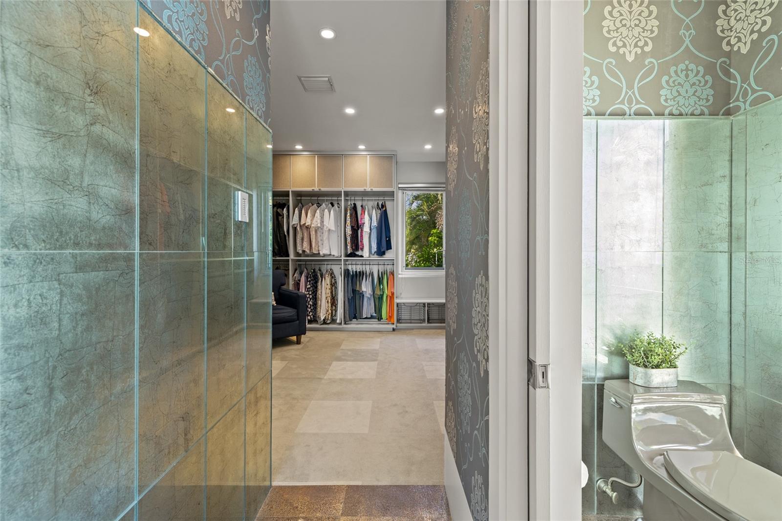 Image 31 of 90 For 360 26th Avenue Se