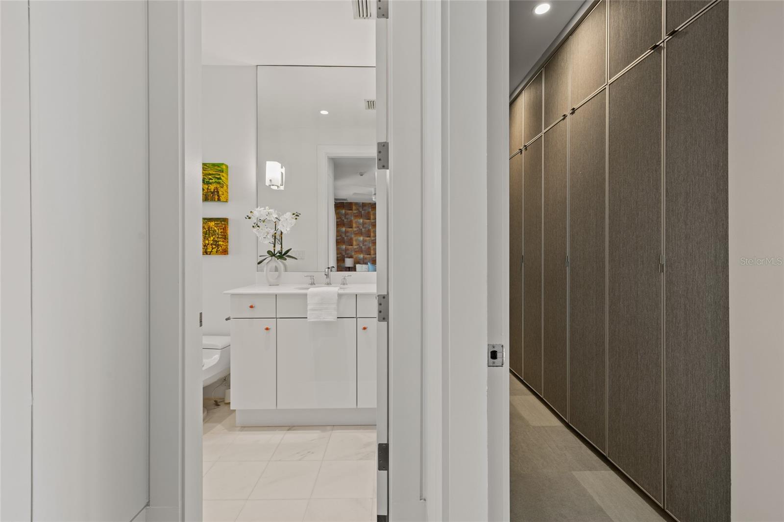 Image 36 of 90 For 360 26th Avenue Se