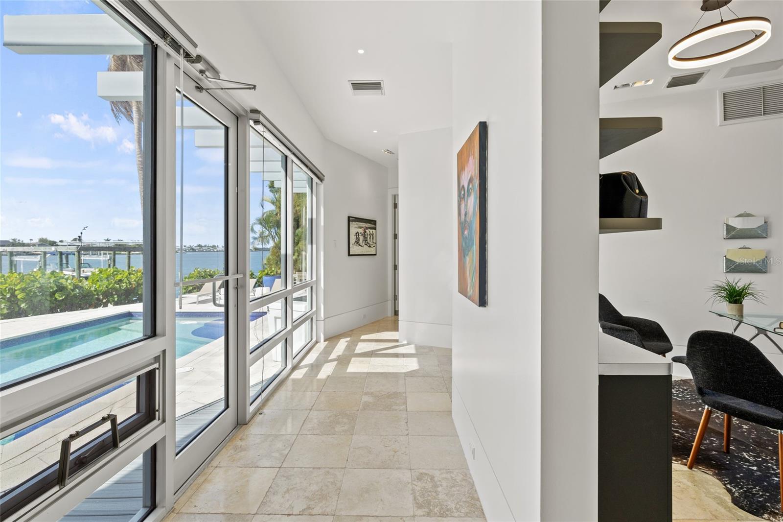 Image 41 of 90 For 360 26th Avenue Se