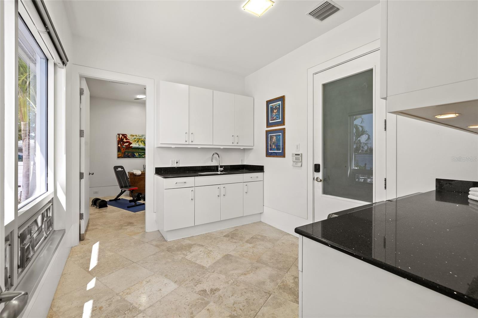 Image 45 of 90 For 360 26th Avenue Se